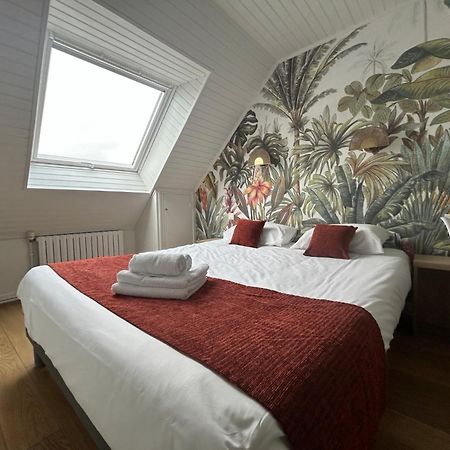 Brit Hotel des Halles Concarneau Buitenkant foto