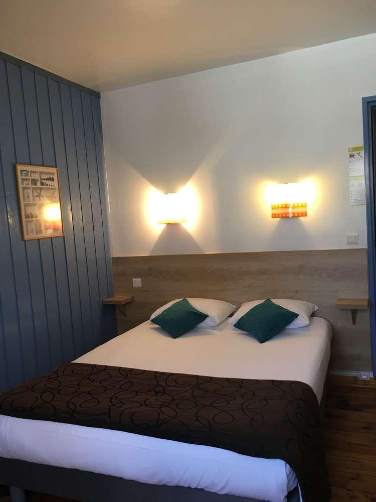 Brit Hotel des Halles Concarneau Kamer foto