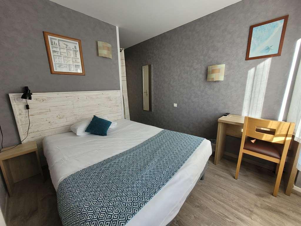 Brit Hotel des Halles Concarneau Kamer foto