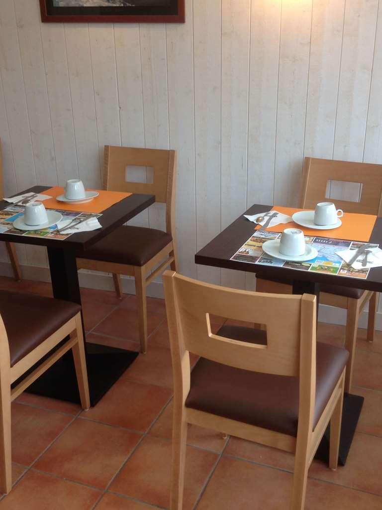 Brit Hotel des Halles Concarneau Restaurant foto