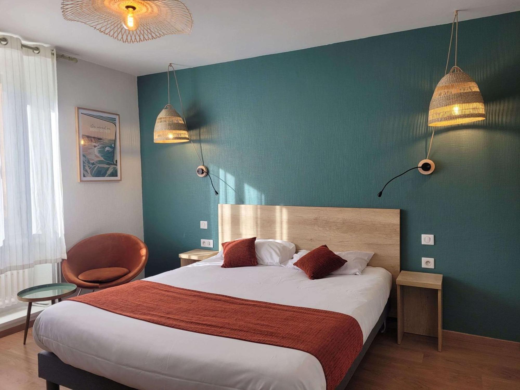 Brit Hotel des Halles Concarneau Buitenkant foto