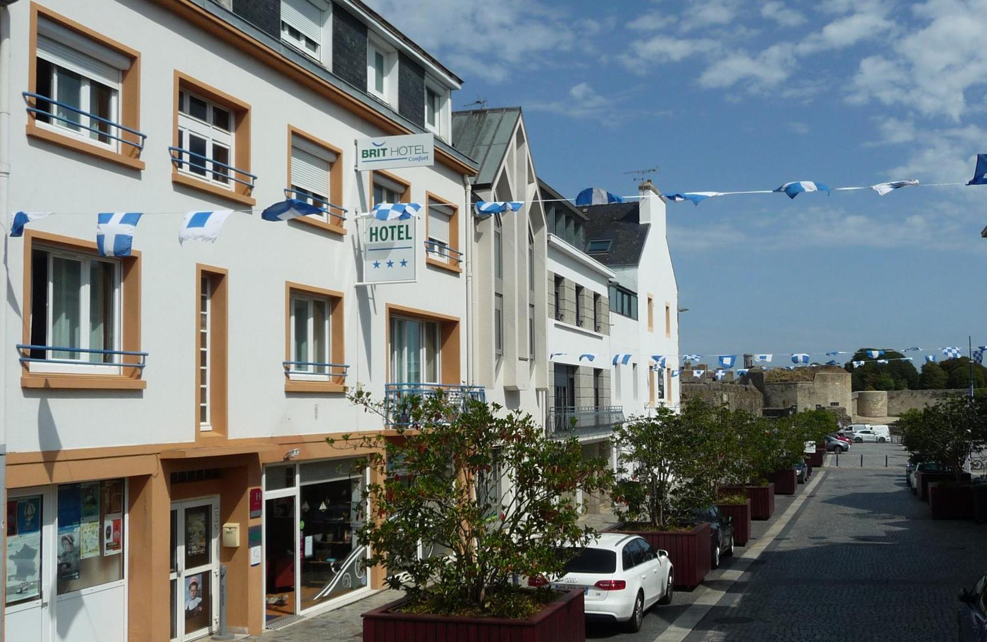 Brit Hotel des Halles Concarneau Buitenkant foto