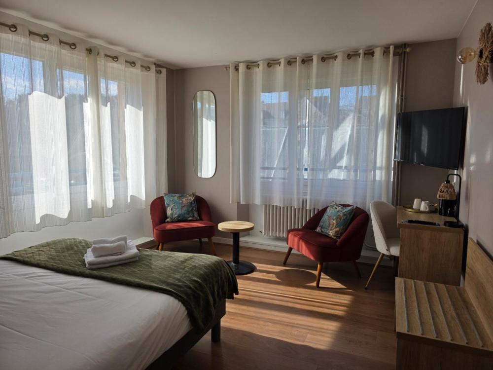 Brit Hotel des Halles Concarneau Buitenkant foto