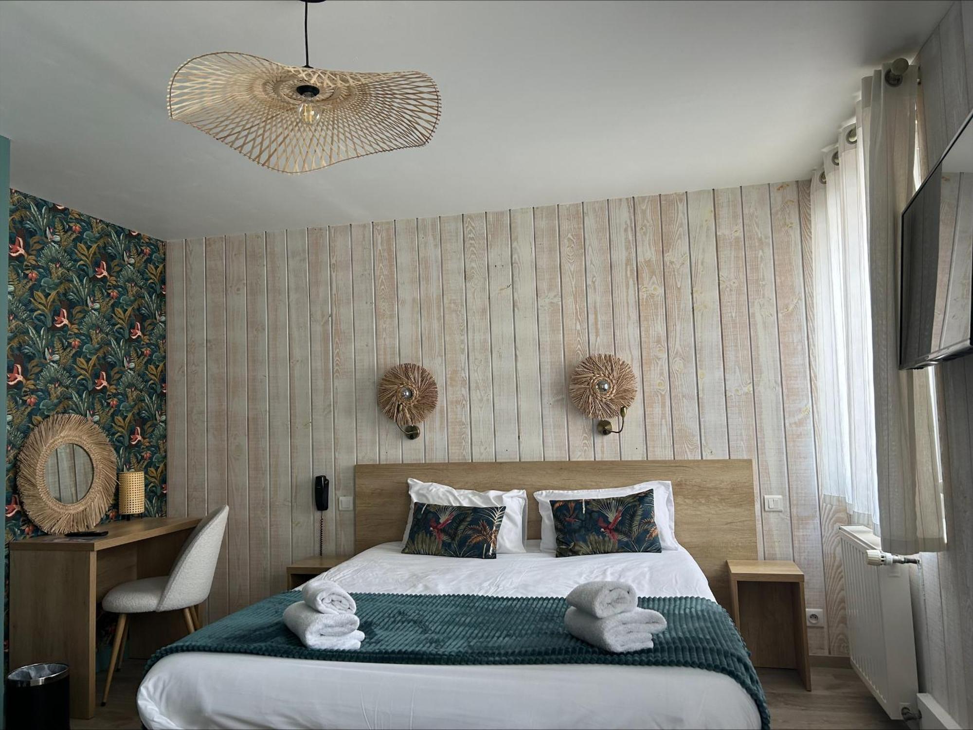 Brit Hotel des Halles Concarneau Kamer foto